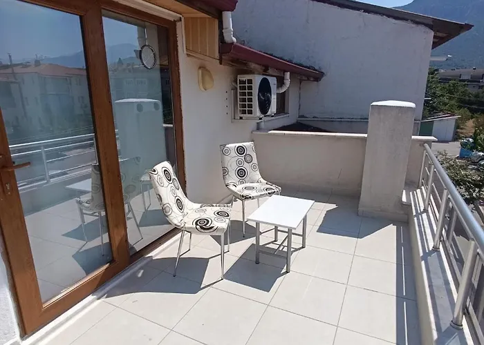 Zeytin Apart, 10 公寓 *